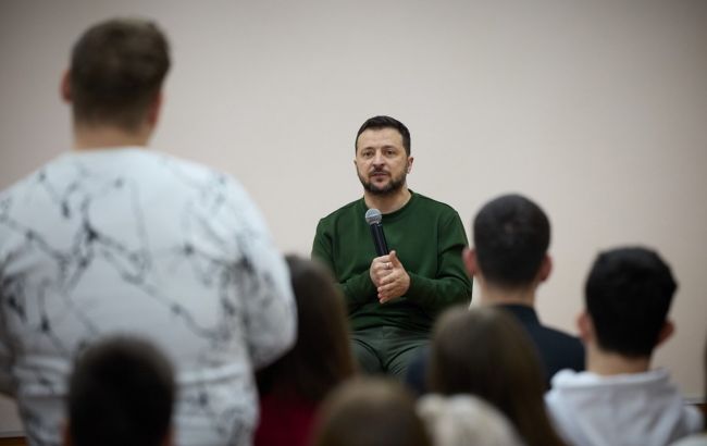 Зеленский выступил за передачу вузам полномочий об академической мобильности студентов