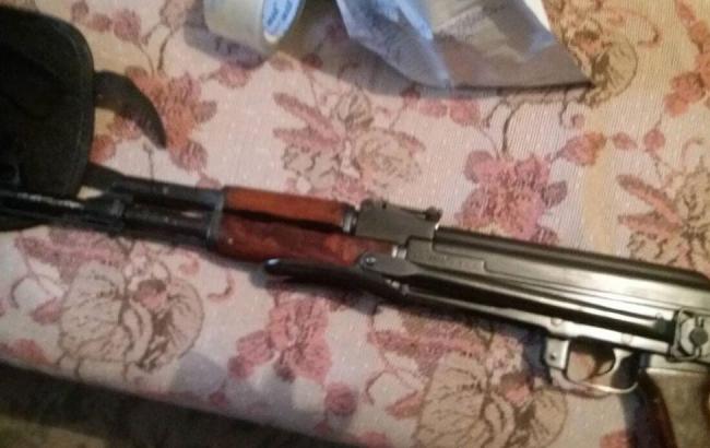 У Чернігівській області у місцевого жителя вилучили арсенал боєприпасів