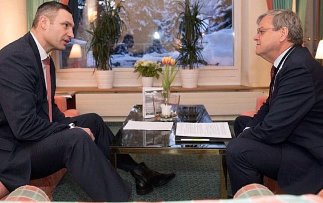 Київ прагне залучати інвесторів у інфраструктурні проекти, - Кличко