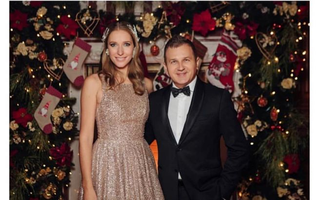 Осадча в розкішній сукні-вишиванці зачарувала затишним святковим фото з Горбуновим