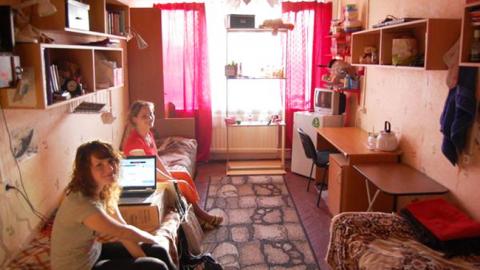 "Виселяють з гуртожитків: в Росії студентів силою женуть на вибори (фото)