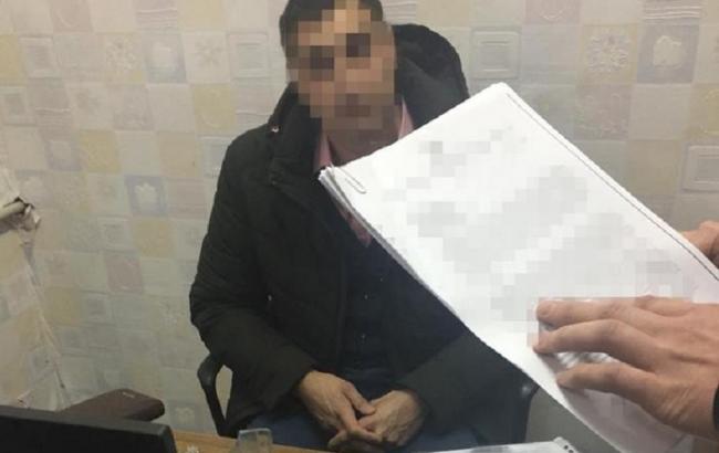 У Херсоні СБУ викрила на хабарі начальника Держгеокадастру
