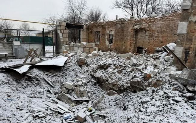 Россияне за сутки сбросили 14 КАБов на свое село в Курской области (фото)