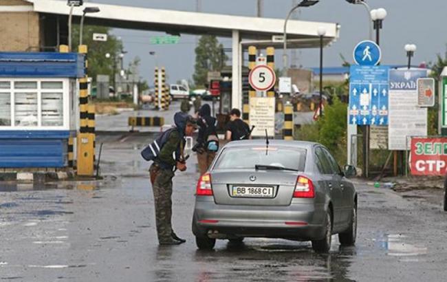 Движение через украинско-российскую границу снизилось, - ОБСЕ