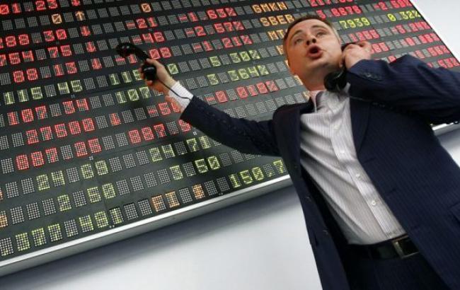 Курс доллара на межбанке в 10:03 снизился на 10 копеек - до 21,30 грн/долл., - "ИнтерБизнесКонсалтинг"