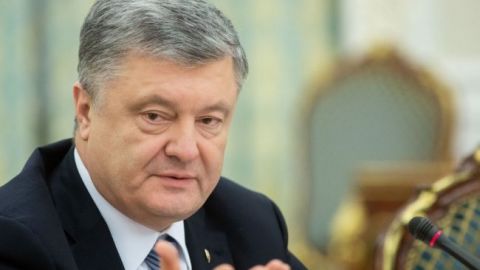 Порошенко стал на сторону Йованович в скандале с Луценко