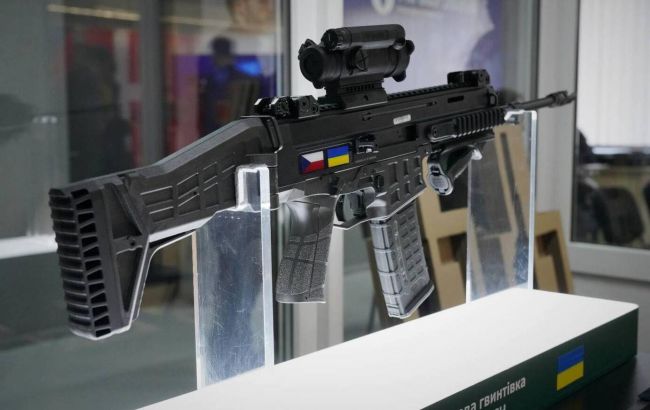 "Sich" заменит калаш: украинские военные получат современную винтовку Bren 2