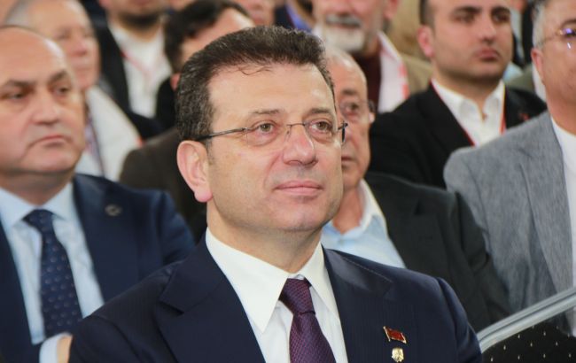 Мэр Стамбула Имамоглу призвал к массовым протестам после ареста