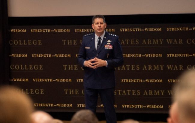 Розвивається удвічі швидше. Китай може обігнати США у космосі до 2030 року