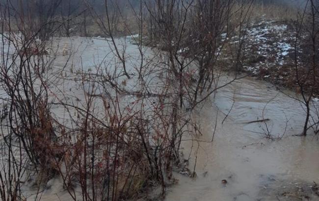 Опубліковані фото наслідків обстрілу водоводу під Попасною