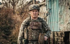 Драпатий готує заміну командира корпусу, який обороняє Словʼянськ та Краматорськ, - джерела