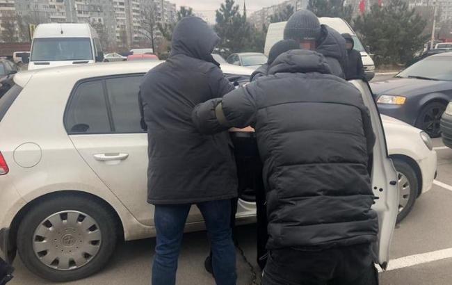 СБУ затримала на хабарі співробітників охорони "Укрзалізниці"