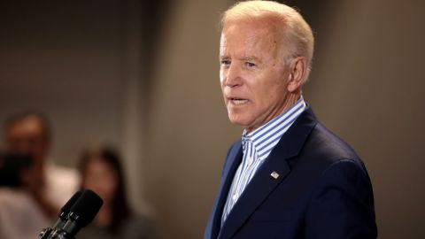 Байден вакцинировался от коронавируса