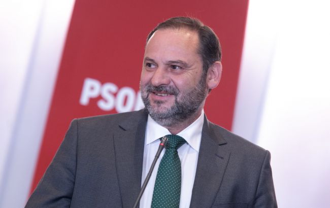 Іспанія не виключає відкриття кордонів для туристів у червні