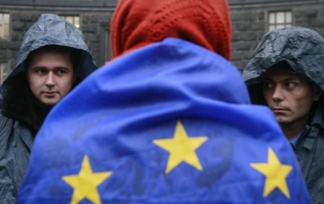 ЕС может ввести безвизовый режим с Украиной на саммите в Риге 21-22 мая, - МИД