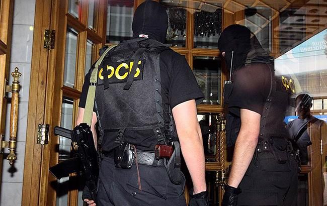 В окупованому Криму спецслужби РФ проводили обшуки, є затриманий