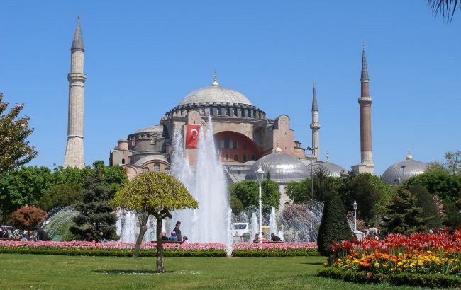 Министры ЕС призвали Турцию пересмотреть превращение собора Святой Софии в мечеть