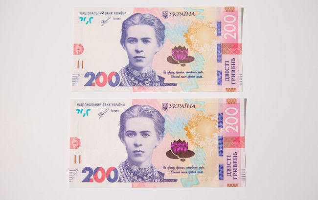 Відставання зарплат в Україні від сусідніх країн залишається суттєвим