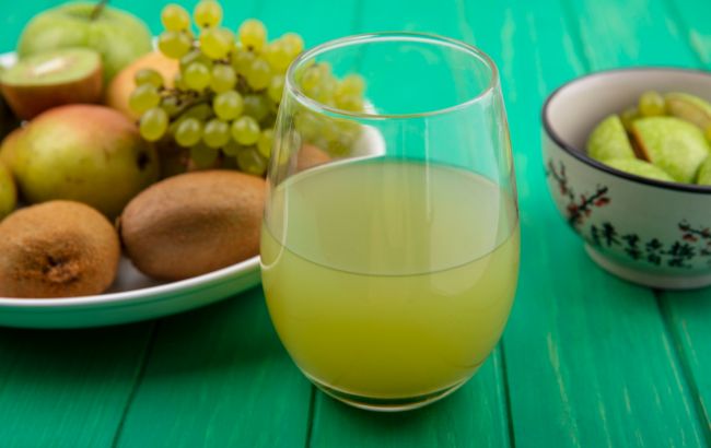 Пийте цей низькокалорійний напій щоранку, щоб покращити здоров’я за 7 днів