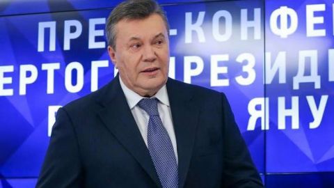 Янукович планирует вернуться в Украину, - адвокат