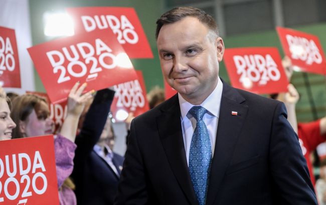 Дуда с минимальным преимуществом побеждает на выборах в Польше, - экзитпол