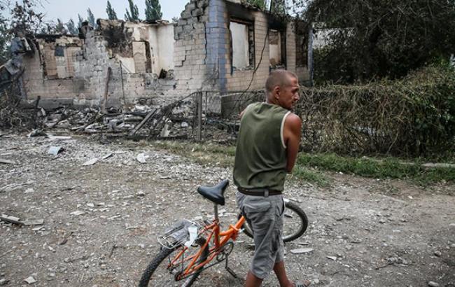 Бойовики всю ніч обстрілювали Станицю Луганську, - Москаль