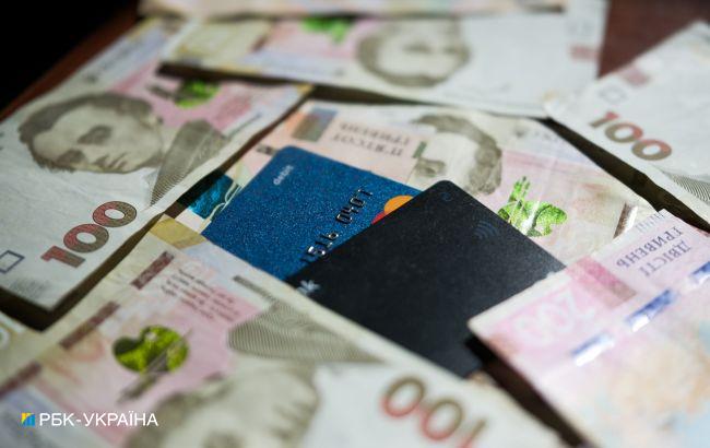 Количество пенсионеров в Украине выросло: где они получают деньги