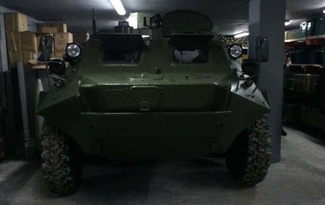 У передмісті Києва виявили арсенал зброї