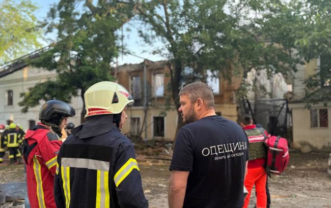 В Одесі зросла кількість постраждалих: в ОВА показали фото руйнувань