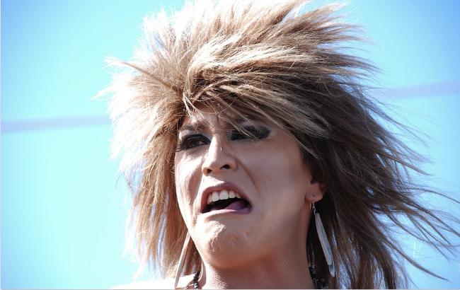 В сети обсуждают орущую на ребенка бизнесвумен из Житомира