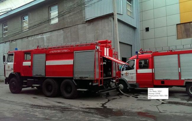 У Хмельницькому сталася пожежа в оздоровчо-розважальному комплексі