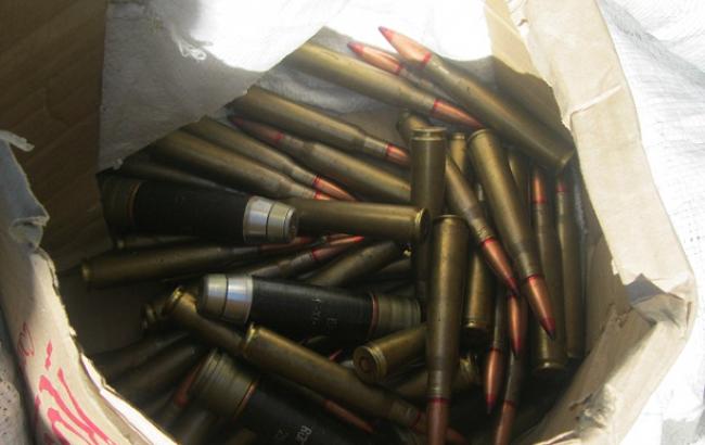В Черкасской области обнаружили тайник с боеприпасами