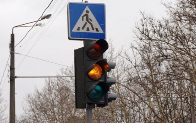 В Киеве заменят почти 200 старых светофоров
