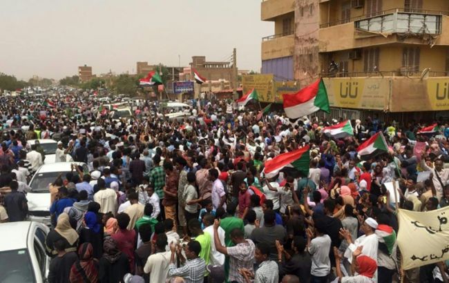 В ходе протестов в Судане погибли пять человек