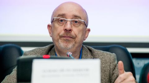 Резников за сокращение срочной службы в армии: рассматривается ее целесообразность