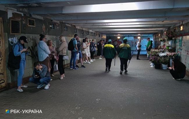 В Киеве и ряде областей воздушная тревога, предупреждают об угрозе баллистики