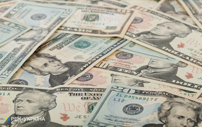 Курс долара падає другий день поспіль