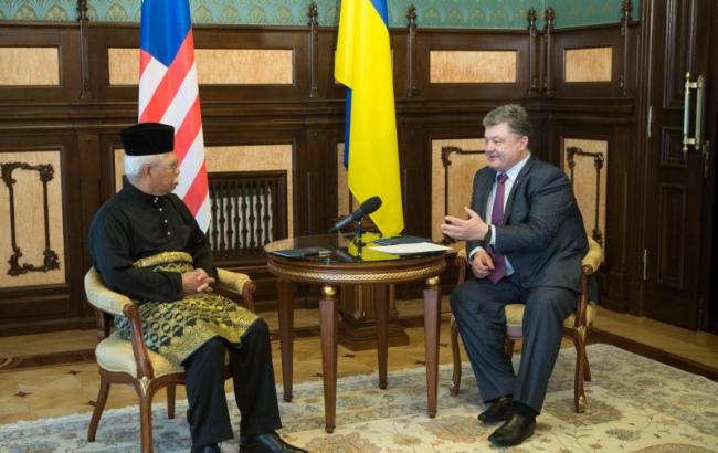 Порошенко здійснить робочий візит до Малайзії