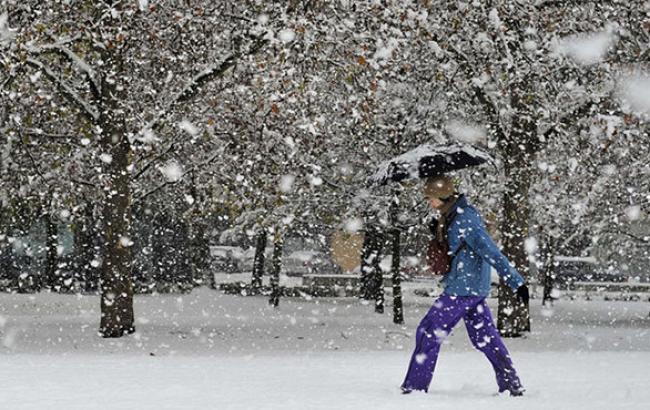 Погода на завтра: в Украине мокрый снег, температура от -4 до +5