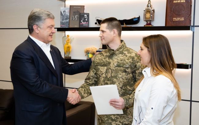 Порошенко купил квартиру танкисту Богдану Пантюшенко