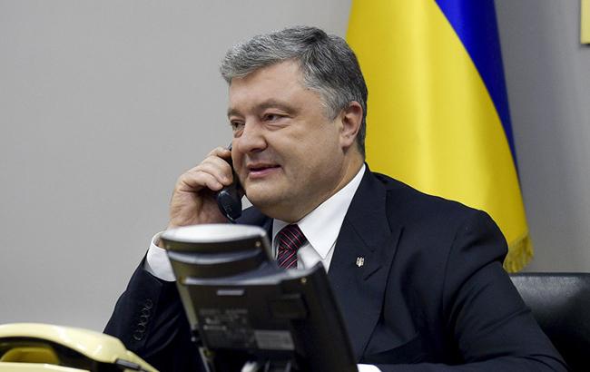 Порошенко отреагировал на освобождение украинских пленных