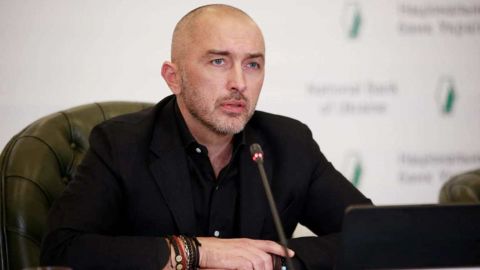 НБУ не отпустил курс: Пышный пояснил, что означает переход к гибкому курсу