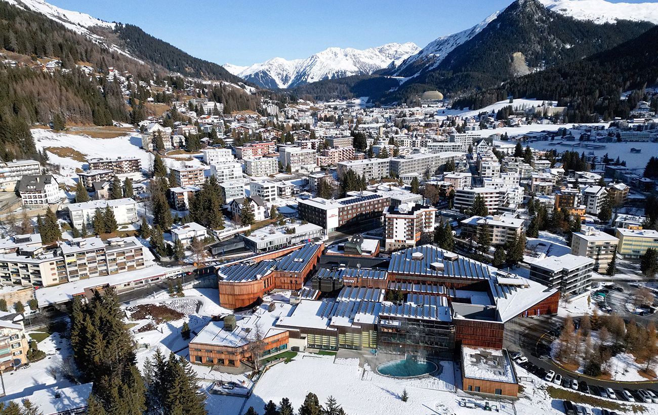 У Давосі лідери ЄС відсувають Україну на другий план через Гренландію, - FT