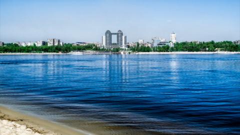 Популярне українське місто показали з висоти пташиного польоту (відео)