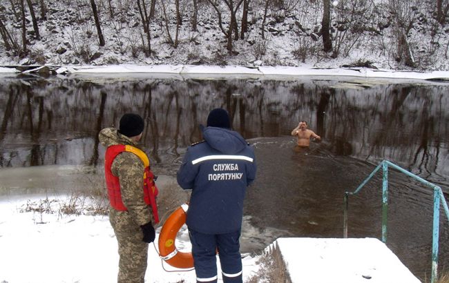 Святкування Водохреща в Україні пройшло без надзвичайних ситуацій, - ДСНС