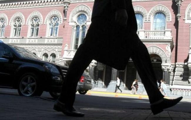 НБУ зміцнив курс гривні ще на 15 копійок - до 15,41 грн/дол