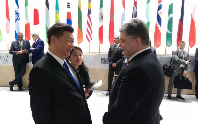 Порошенко обговорив із главою Китаю торгівельно-економічну співпрацю