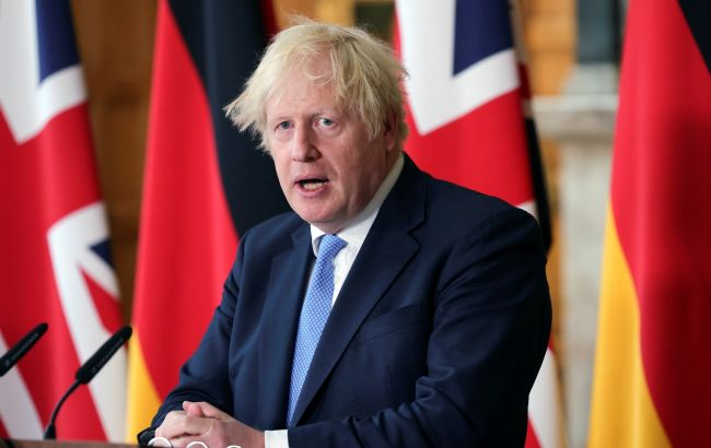 Британія скасовує обов'язковий масковий режим. Наступний крок - зняття обмежень