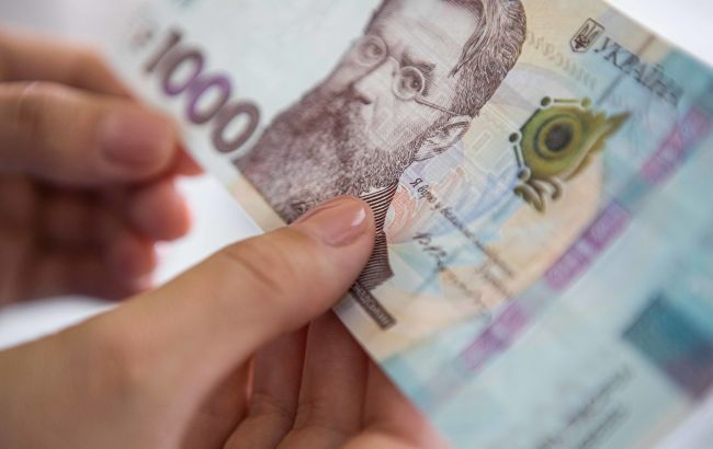 Как украинцы хранят деньги и будет ли банкнота выше 1000 гривен: ответ НБУ