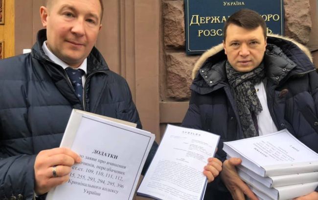 Янукович поручил адвокатам принести в ГБР заявление на высших должностных лиц
